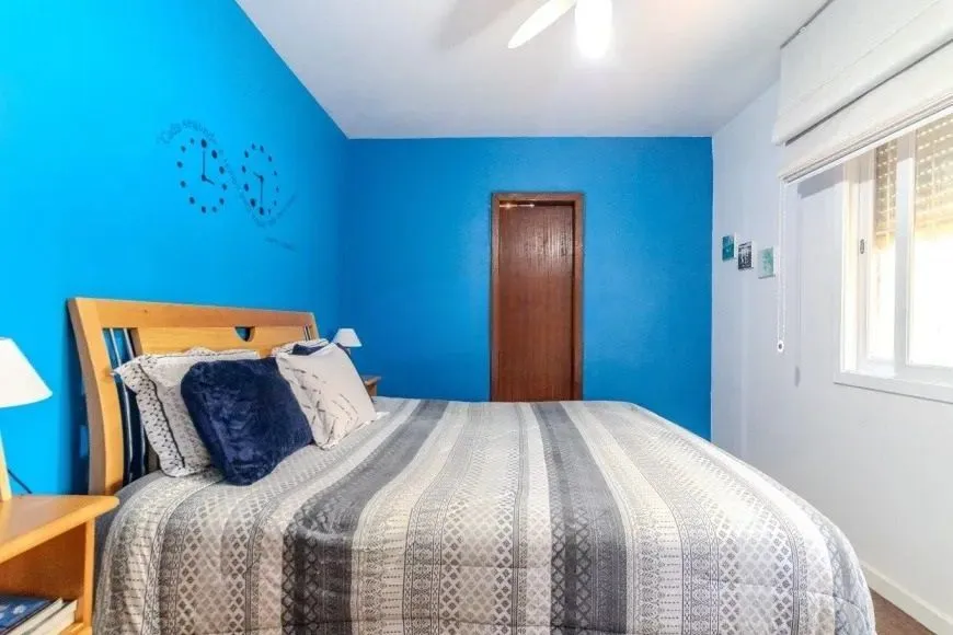 Imagem Apartamento de 3 Dormitórios com Garagem à Venda no Rio Branco, Próximo à Redenção