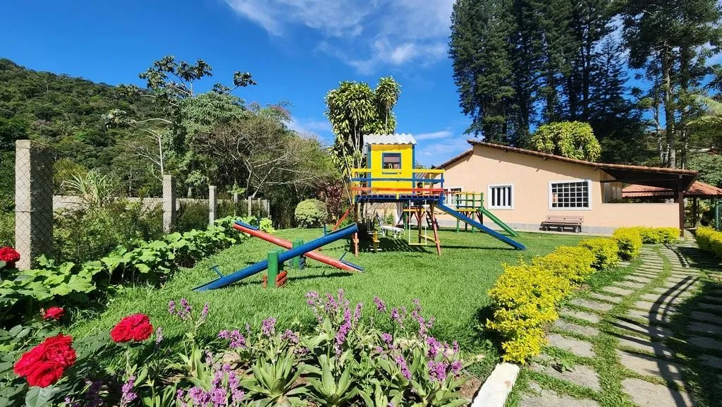 Imagem Terreno em Condomínio para Venda em Teresópolis / RJ no bairro Albuquerque