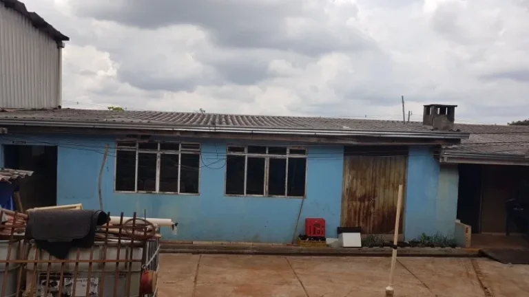 Imagem Barracão à venda em Cascavel, bairro Brazmadeira - 500m² de área construída