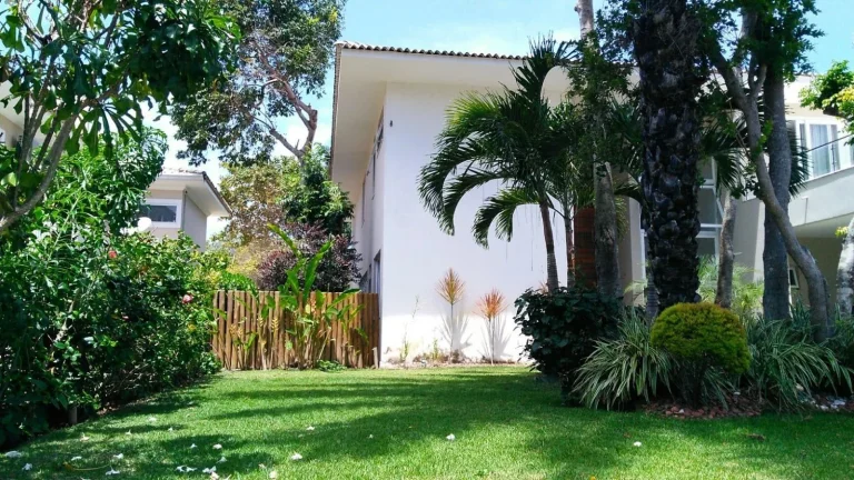 Imagem Casa em Condomínio para Venda em Camaçari, Catu De Abrantes, 5 dormitórios, 5 suítes, 6 banheiros, 4 vagas