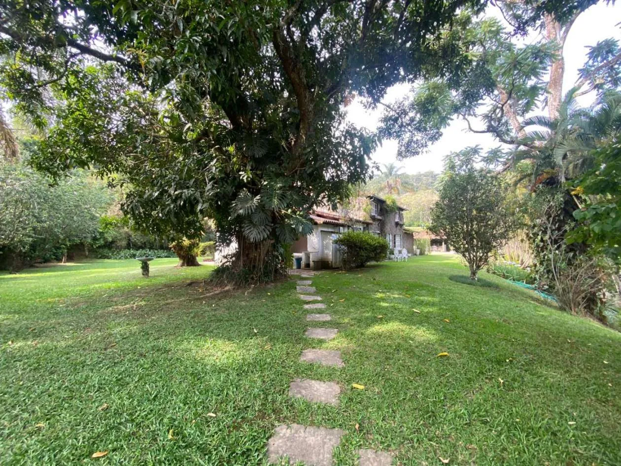 Imagem Casa em Condomínio para Venda em Petrópolis / RJ no bairro Itaipava