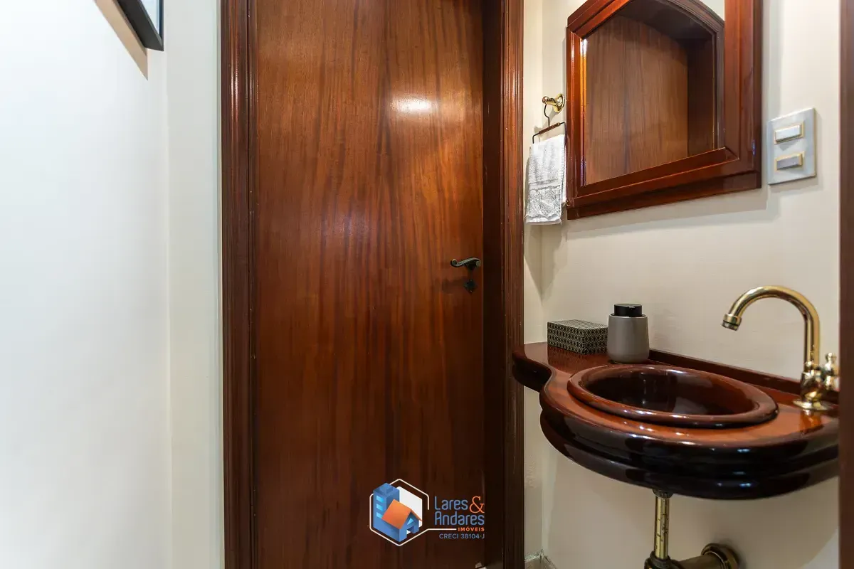 Imagem Casa para venda em Vila Romana com 3 quartos, sendo 1 suíte, 282m²