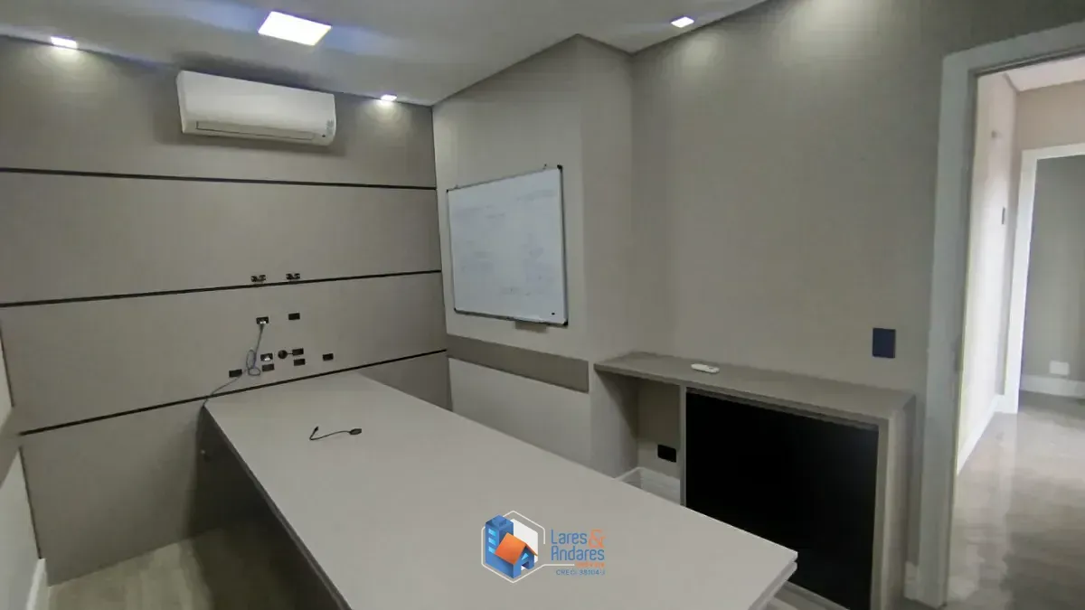 Imagem Casa comercial para venda e locação em Indianópolis, 500m²