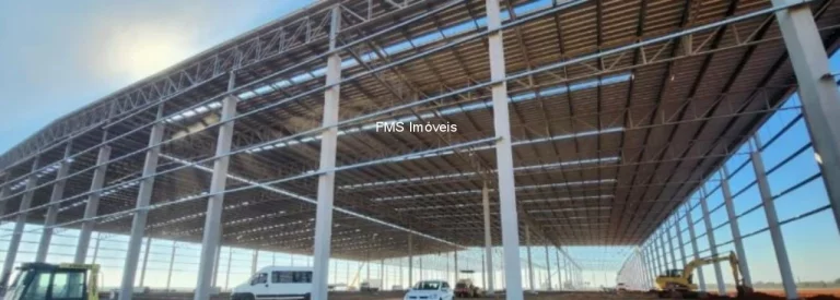 Imagem Galpão Comercial para Locação em Guaíba-RS Zona Rural Pq. 35: 2 Banheiros, 10 Vagas, 38.480m² de Área