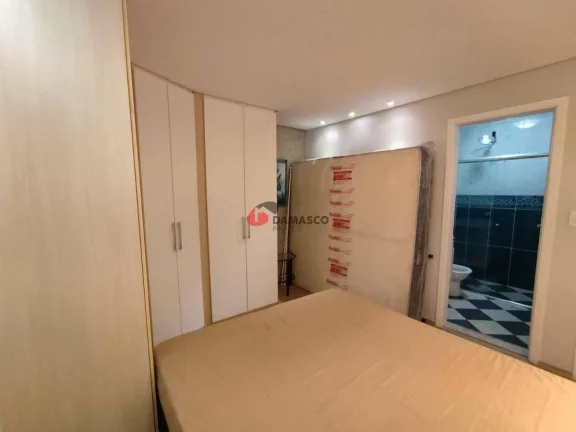 Imagem Sobrado à venda 5 Quartos, 4 Suites, 5 Vagas, 252M², Sítio da Figueira, São Paulo - SP