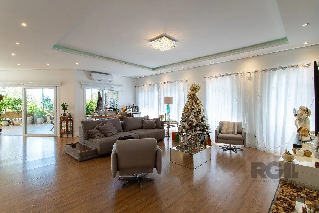 Imagem Apartamento com uma cobertura horizontal com 329,10 m² privativos com suíte