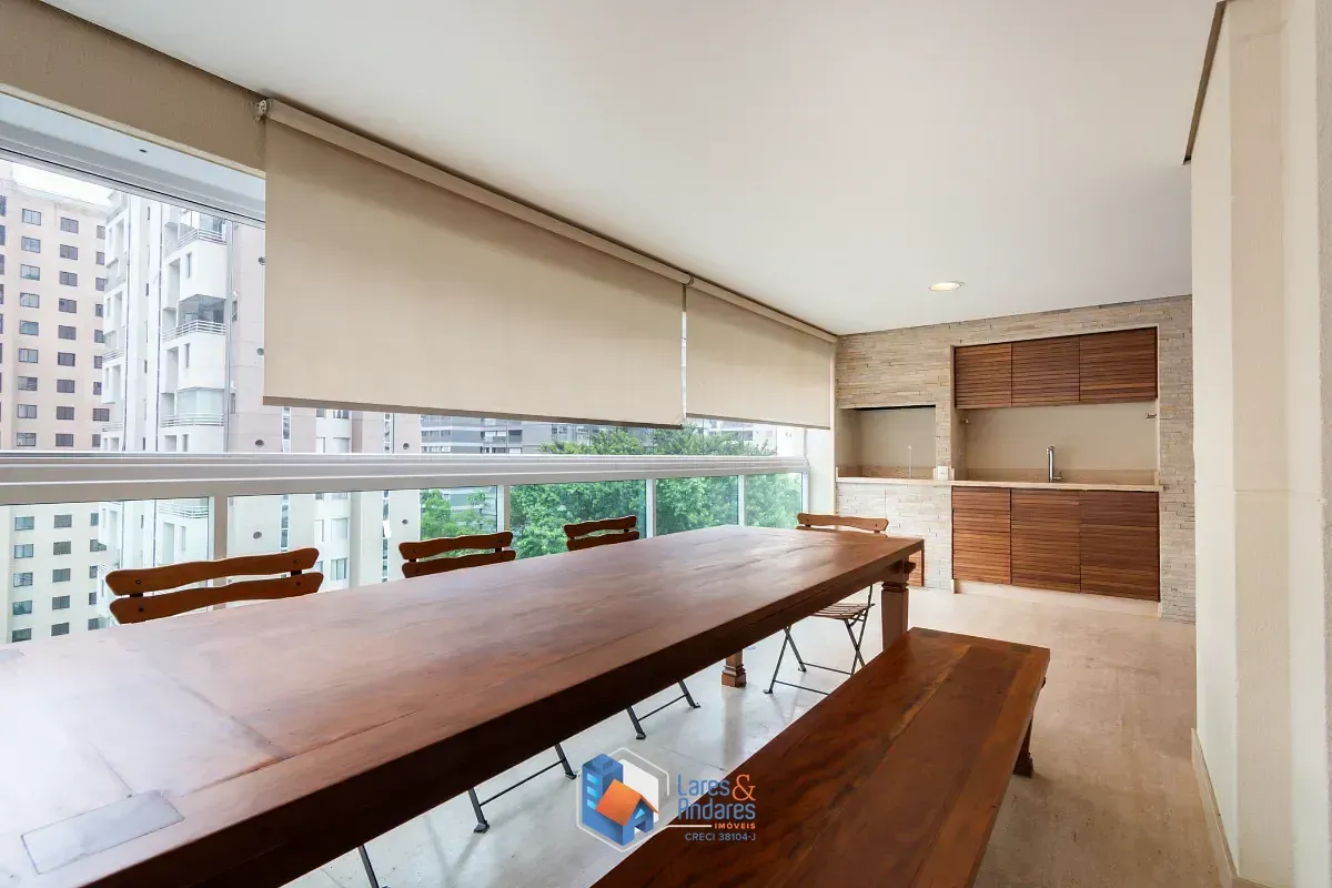 Imagem Apartamento para venda em Indianópolis com 3 quartos, sendo 3 suítes, 204m²