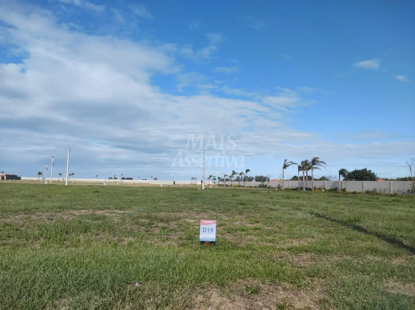 Imagem TERRENO EM CONDOMINIO FECHADO PARA VENDA - PRAIA CURUMIM EM CAPÃO DA CANOA
