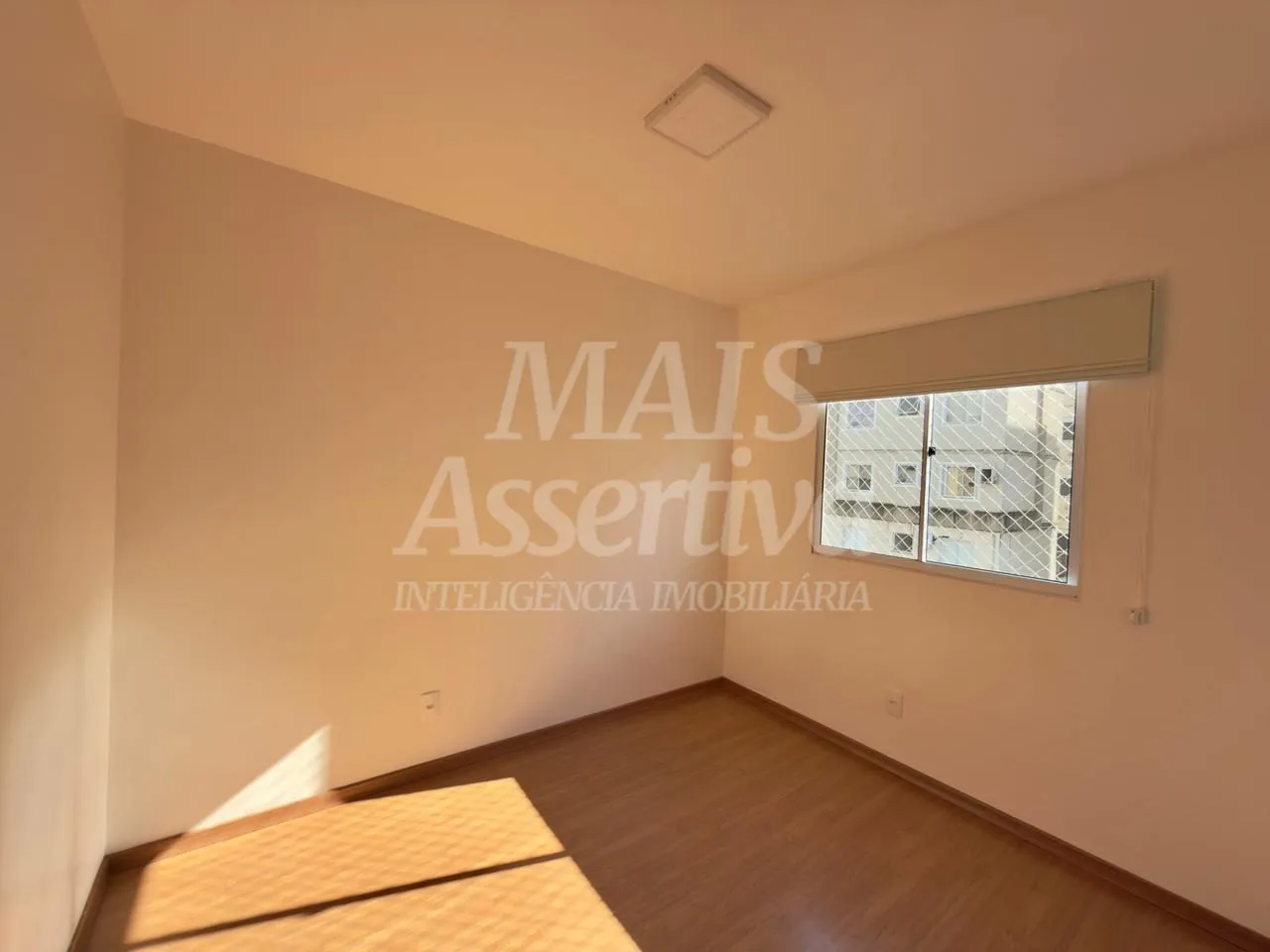 Imagem Apartamento semi mobiliado para venda no Saint Germain - 3º andar
