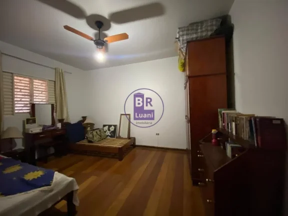 Imagem Casa á venda em Cambezinho