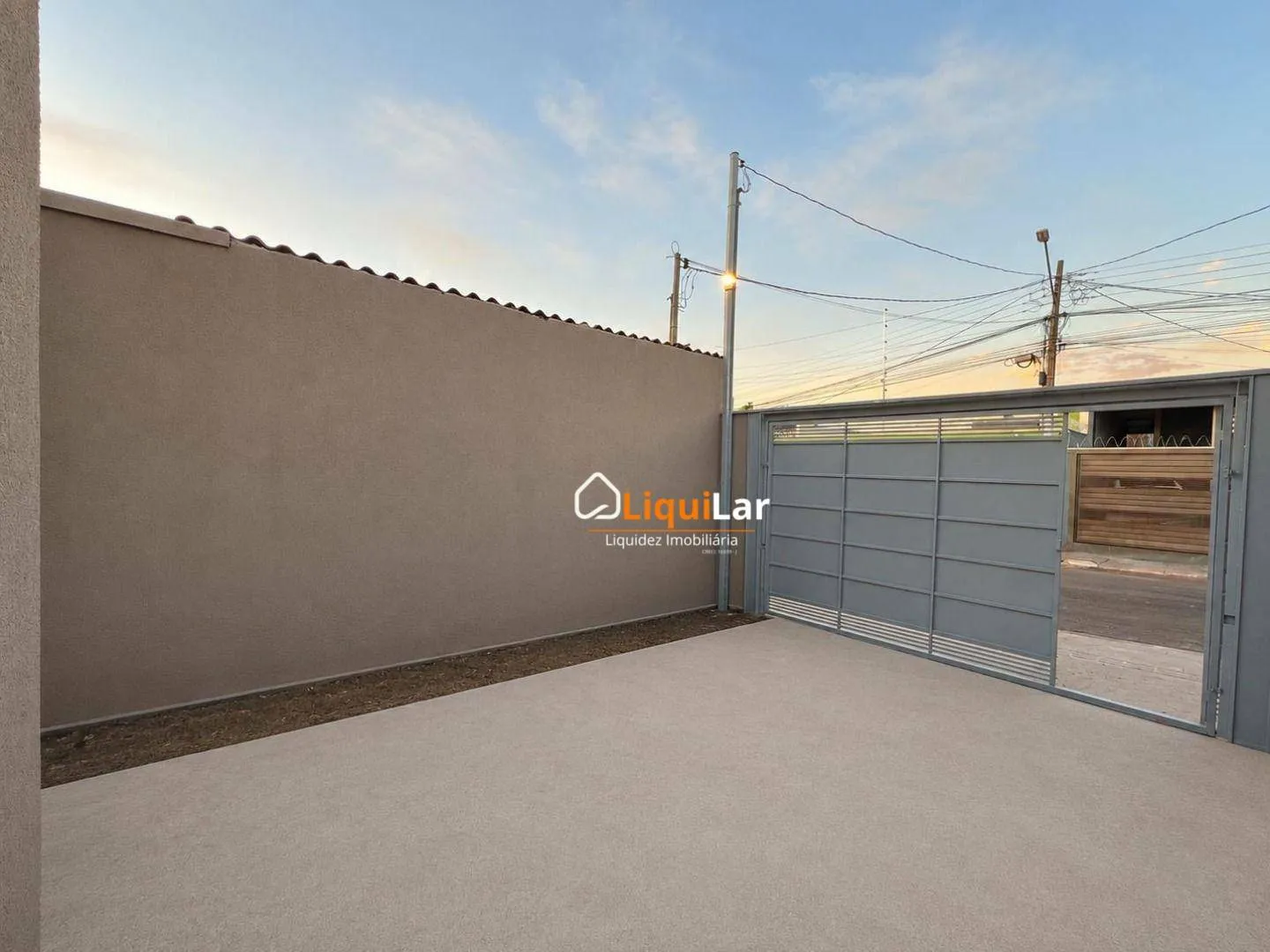 Imagem Casa Térrea no Coronel Antonino | Excelente Acabamento e Suíte