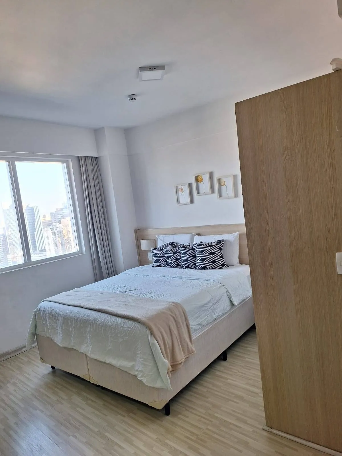 Imagem Apartamento Decorado e Mobiliado para Locação no Centro de Alphaville ? 1 Suíte