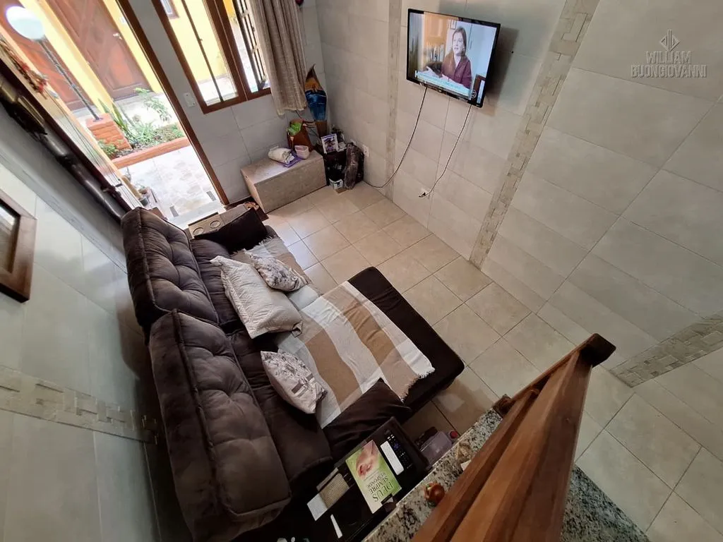 Imagem Casa de condomínio 2 dormitórios com piscina em Mongaguá
