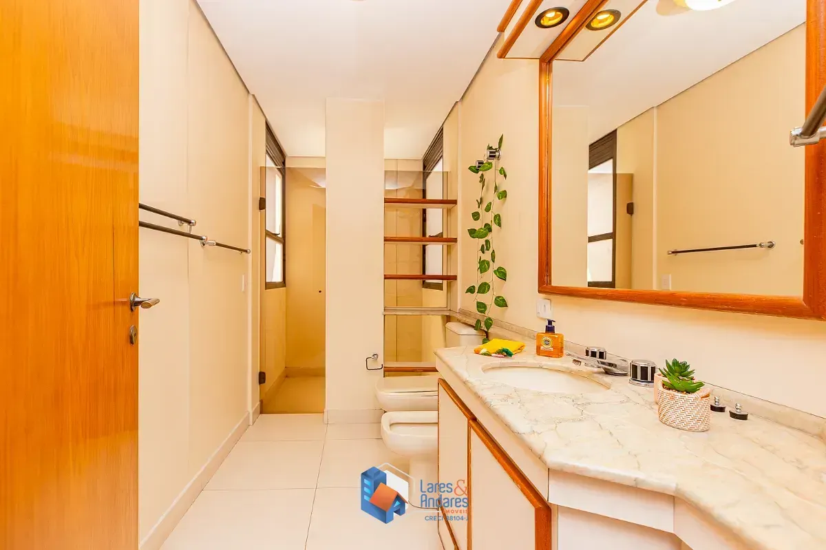 Imagem Apartamento para venda em Brooklin com 4 quartos, sendo 2 suítes, 200m²