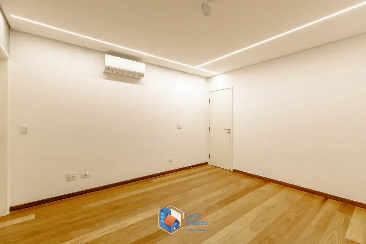 Imagem Apartamento para venda em Aclimação com 3 quartos, sendo 2 suítes, 234m²
