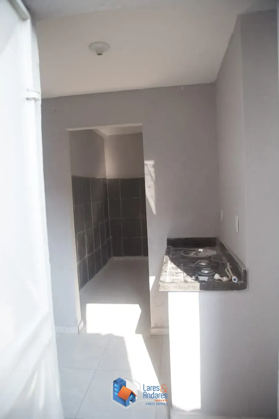 Imagem 07 Kitnets à venda cada uma com 20m² com quarto cozinha e banheiro, água e luz individualizado - Oportunidade de investimento - Vila Eleonor