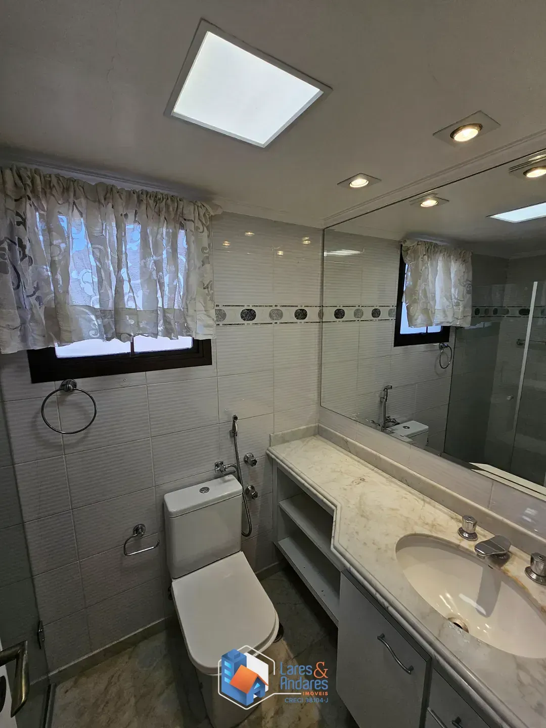 Imagem Apartamento para venda em Indianópolis com 3 quartos, sendo 3 suítes, 170m²