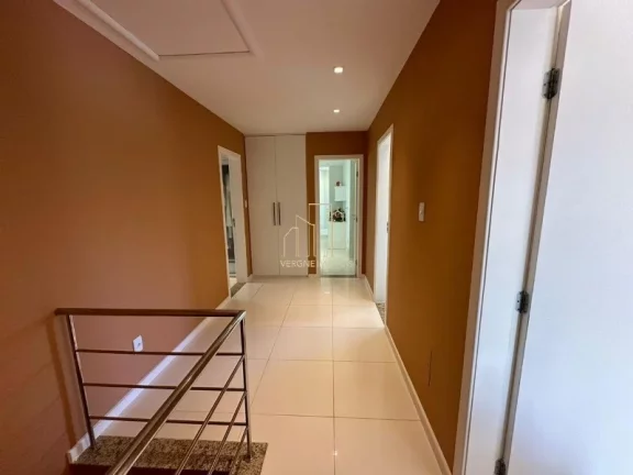 Imagem Casa duplex em condomínio fechado alto luxo com quatro suítes e área gourmet a venda em Patamares