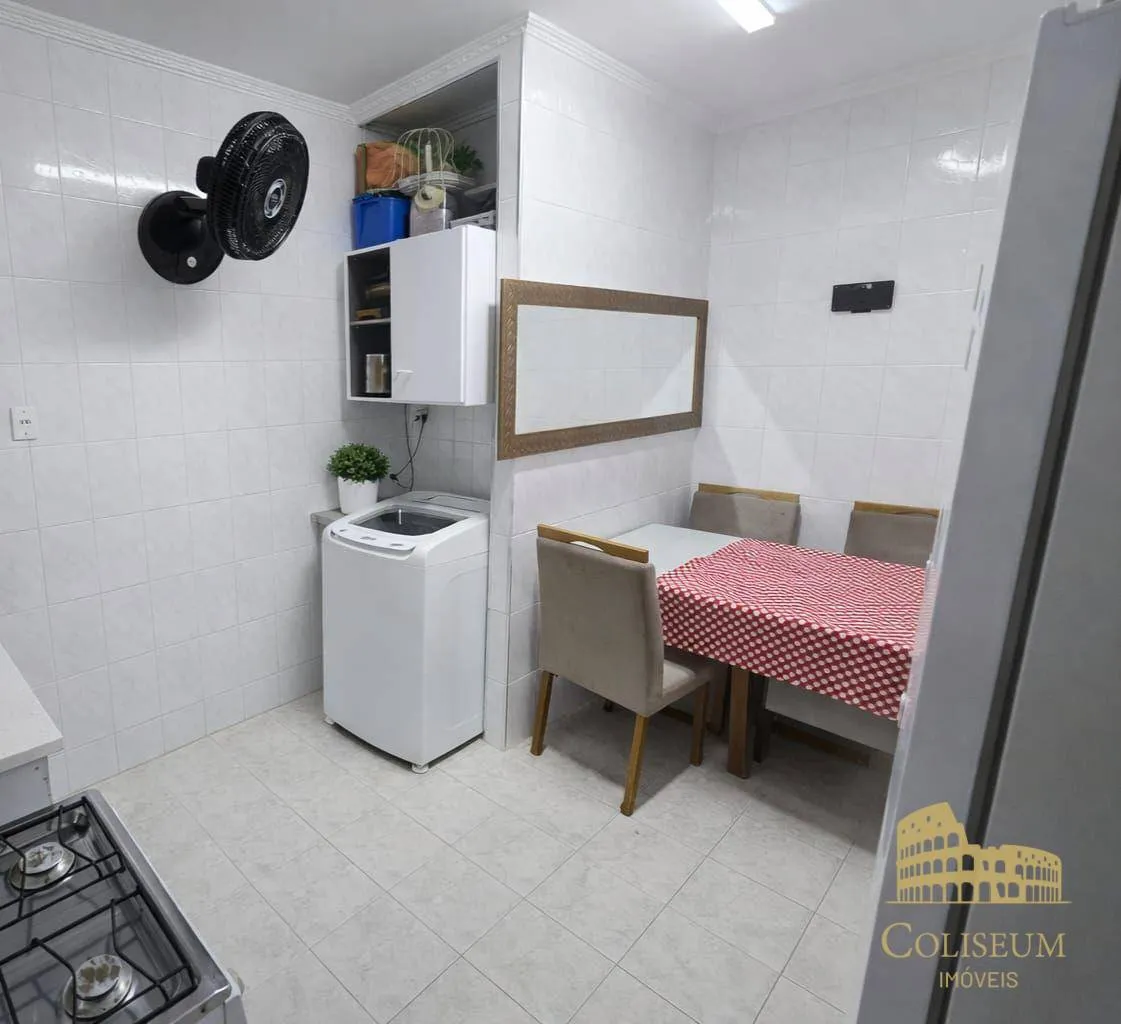 Imagem Kitnet com 1 dormitório à venda, 38 m² por R$ 197.000,00 - Canto do Forte - Praia Grande/SP