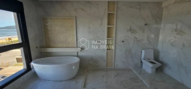 Imagem COBERTURA DUPLEX A VENDA - 4 SUITES E 5 VAGAS - PRAIA BRAVA - ITAJAI/SC