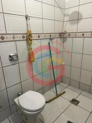 Imagem Casa com 2Q + Casa com 3Q - Excelente imóvel com 2 casas Jardim Califórnia