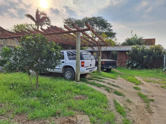 Imagem Casa mista a venda, 2 quartos, 2 banheiros, garagem, Tarumã, Viamão/RS.