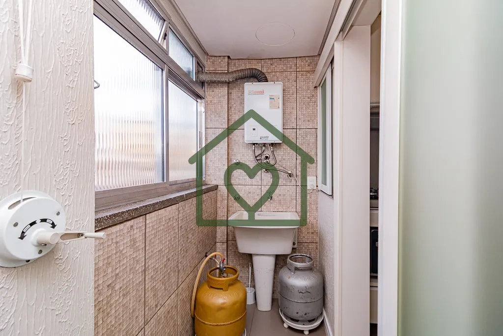 Imagem APARTAMENTO DE 122 M² 4 DORMITÓRIOS 2 VAGAS COBERTAS À VENDA NA VILA IPIRANGA - PORTO ALEGRE - RS...