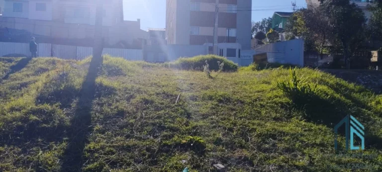 Imagem (PERMUTA) Terreno em ótima localização próximo a Bancos e comércio no Tingui/Bacacheri em Curitiba PR