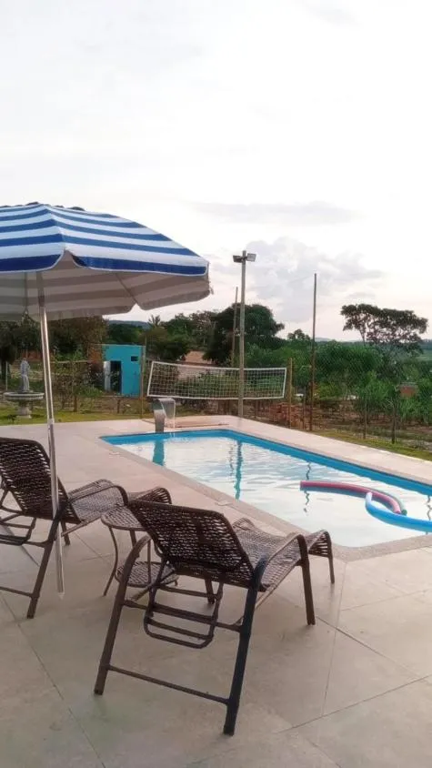 Imagem Vendo uma belíssima chácara em Esmeraldas , Com área total de 1.270 m²