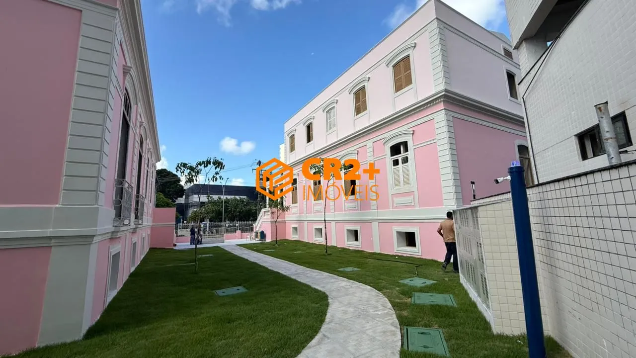 Imagem Alugo Casa para o seu Comércio- Casarão Tombado e revitalizado