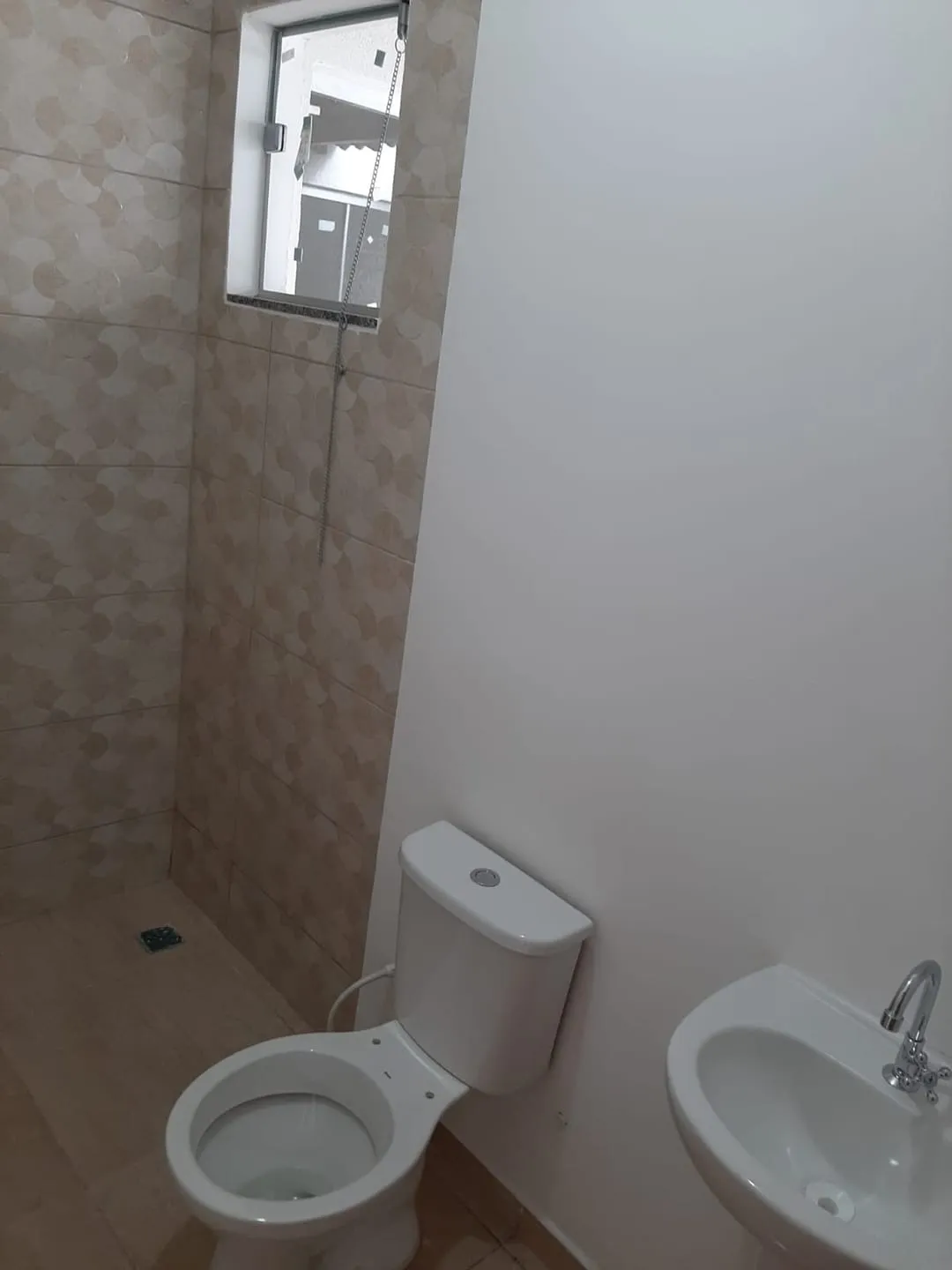 Imagem Casa à venda 2 Quartos, 2 Vagas, 125M², Residencial e Comercial Portal dos Eucaliptos, Pindamonhangaba - SP