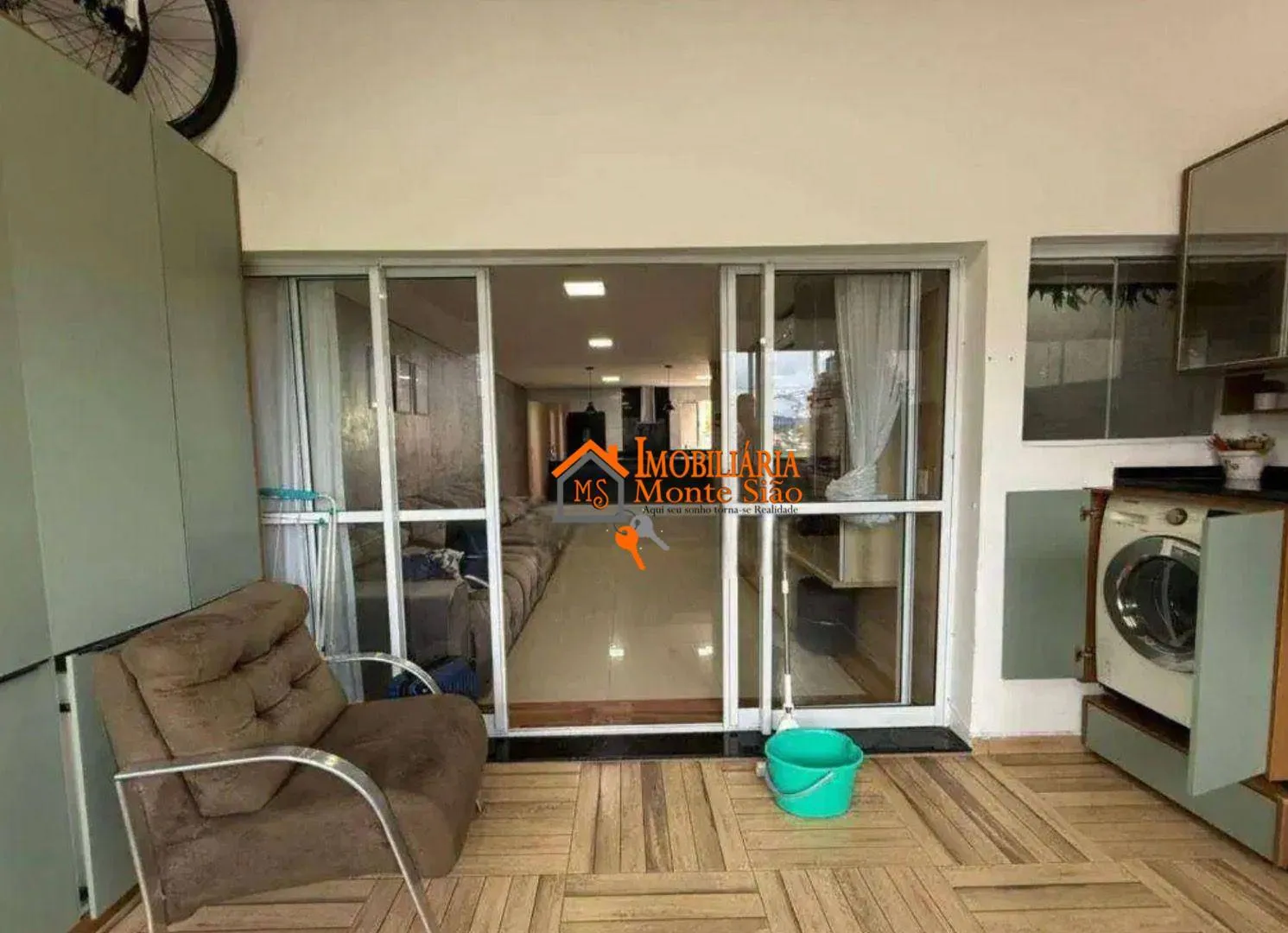 Imagem Sobrado com 3 dormitórios à venda, 228 m² por R$ 640.000,00 - Continental II - Guarulhos/SP