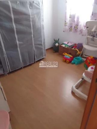 Imagem Apartamento com 2 dormitórios no Condomínio Residencial Veneza, no bairro Vila Arquelau, em Uberaba