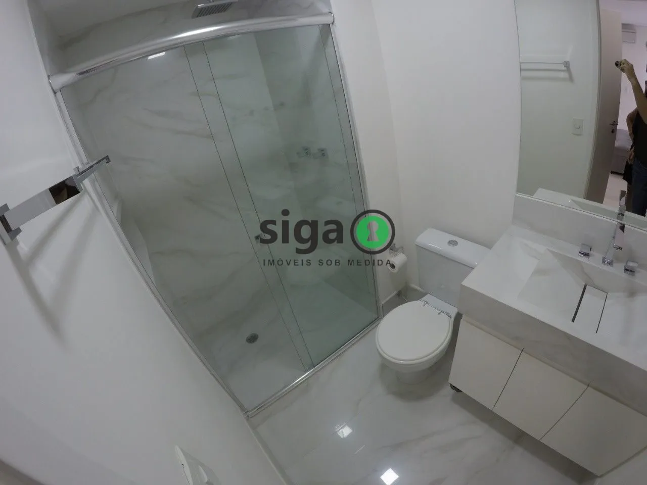 Imagem Apartamento a venda no Brooklin com 02 quartos, sendo 2 suítes, 2 vagas