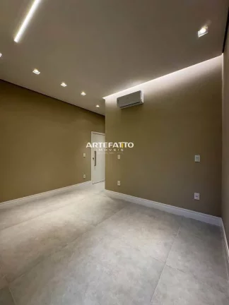 Imagem Casa de condomínio à venda, no Villa Piemonte, , Parque Universitário, com 3 quartos, 216m2