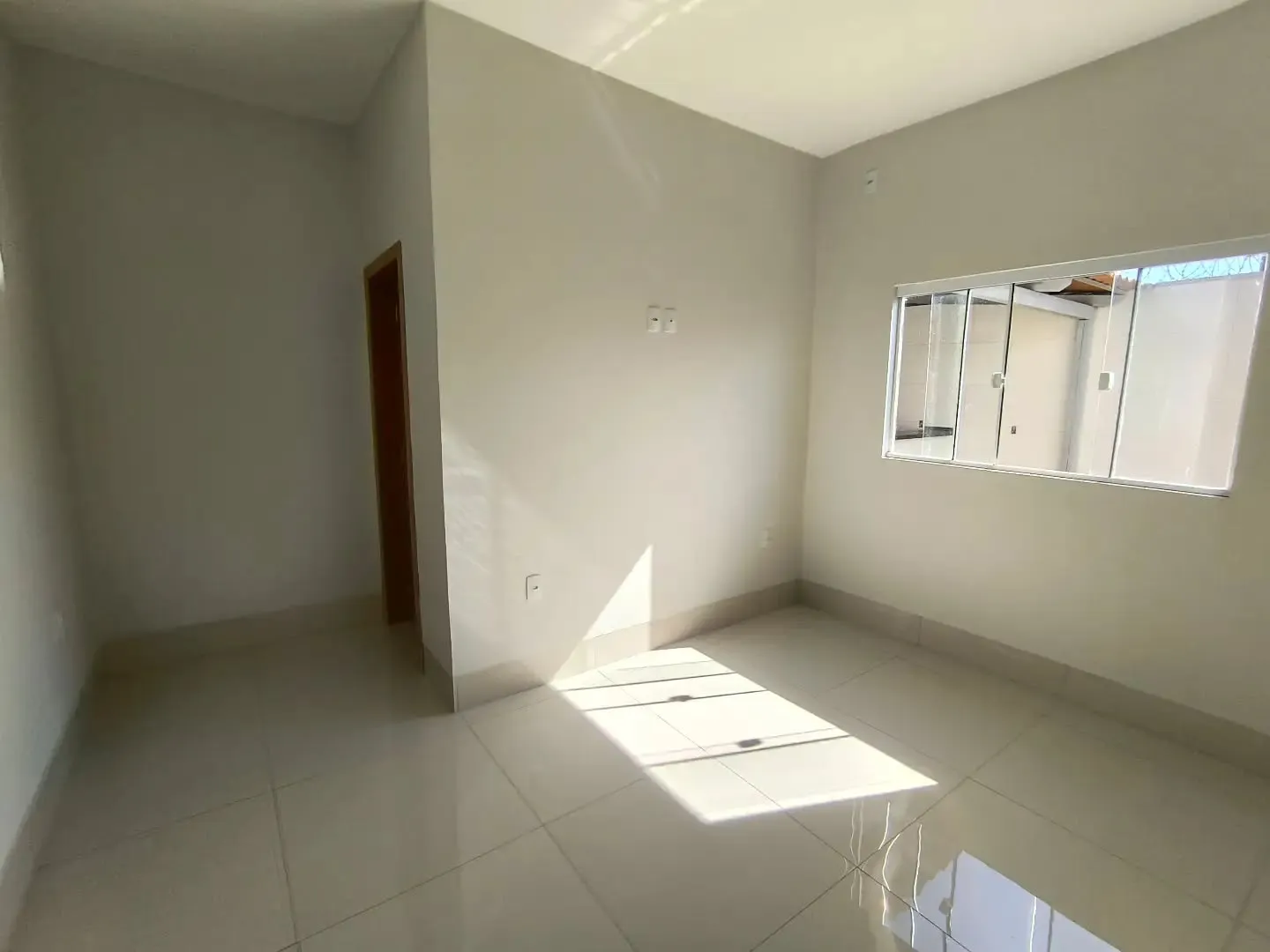 Imagem Casa De 3/4 Sendo 2 Suites Em Cond A 1 Km Do Terminal Vila Brasilia Com Area Gourmet