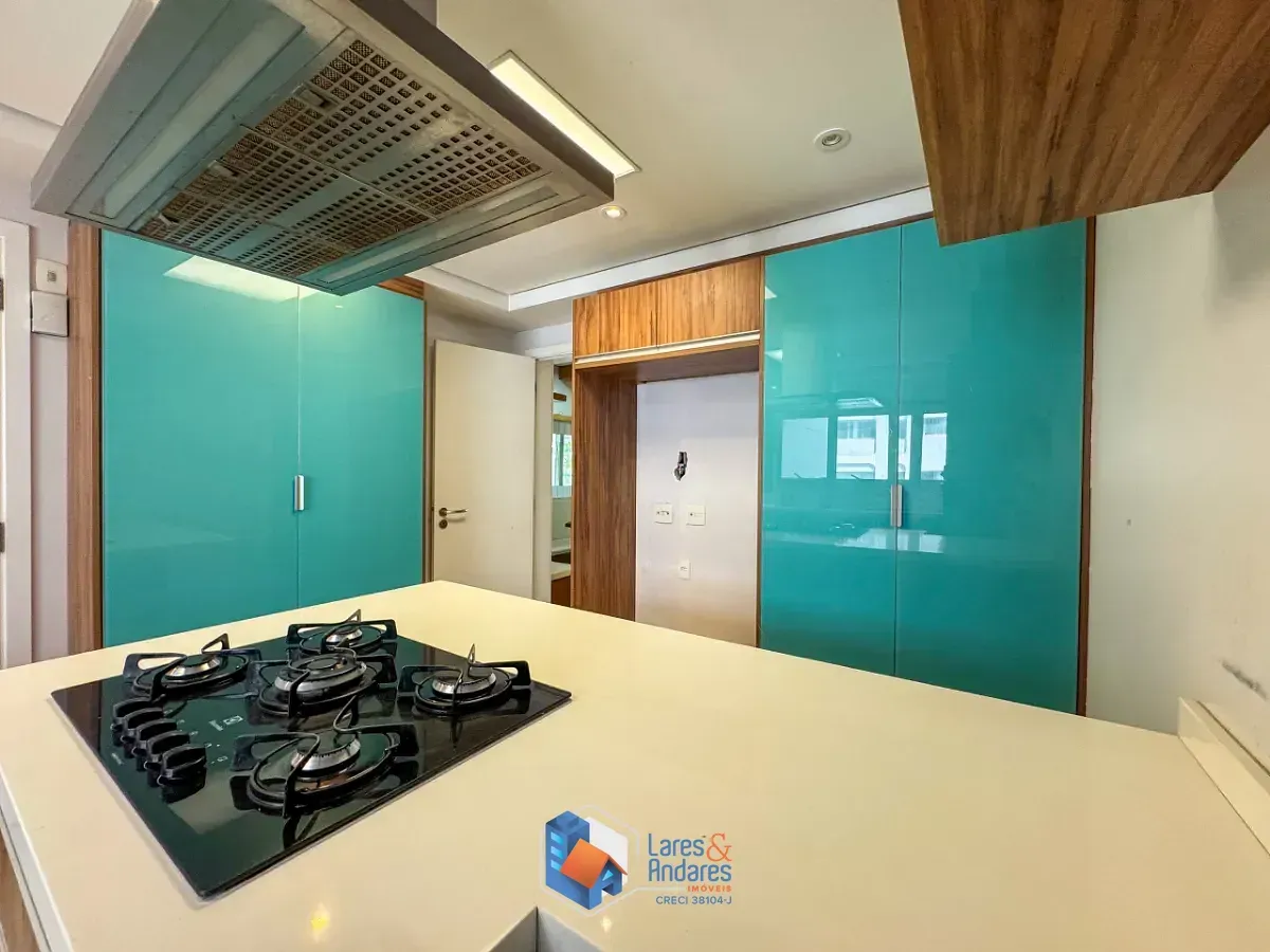 Imagem Apartamento para venda em Vila Cordeiro com 4 quartos, sendo 4 suítes, 258m²