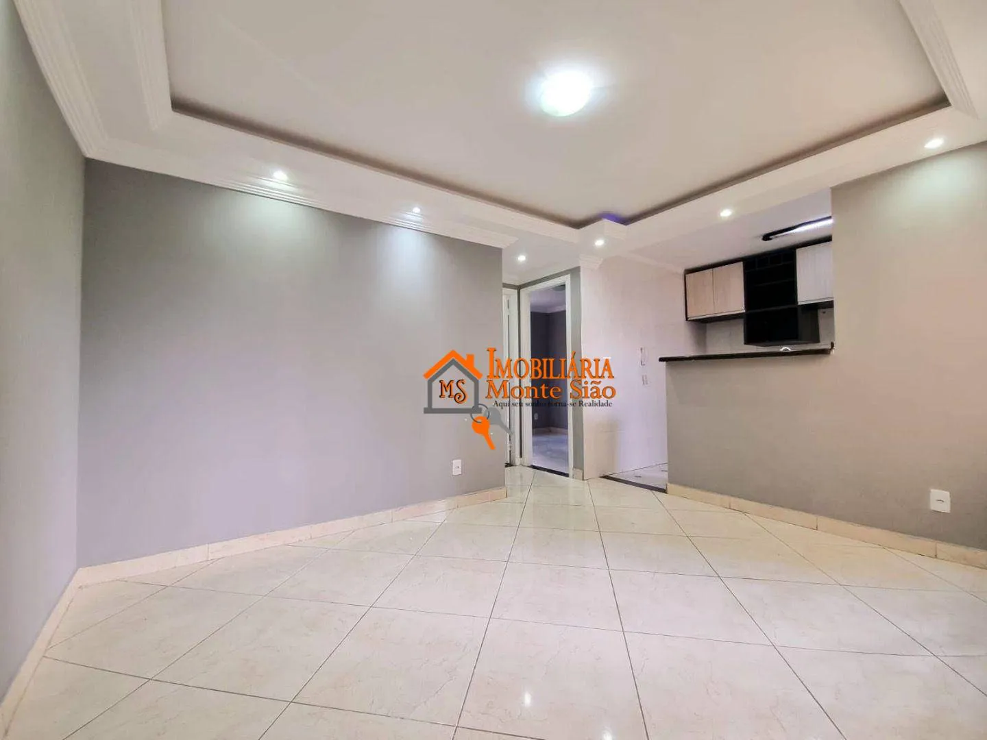 Imagem Apartamento com 2 dormitórios à venda, 45 m² por R$ 249.000,00 - Água Chata - Guarulhos/SP