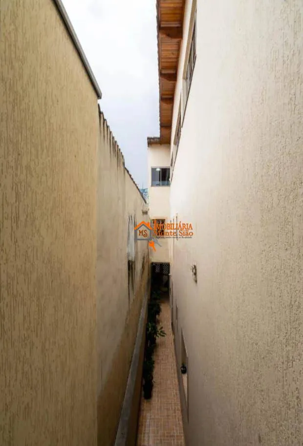 Imagem Sobrado à venda, 339 m² por R$ 688.000,00 - Vila Rio - Guarulhos/SP