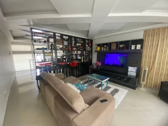 Imagem Sobrado à venda 3 Quartos, 3 Suites, 4 Vagas, 347M², Campestre, Santo André - SP