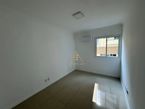 Imagem Apartamento com 4 dormitórios à venda, 114 m² por R$ 1.790.000,00 - Centro - Balneário Camboriú/SC