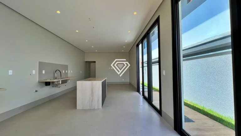 Imagem Casa 3 Suítes, 194 m² c/ lazer à venda no Condomínio Alphaville