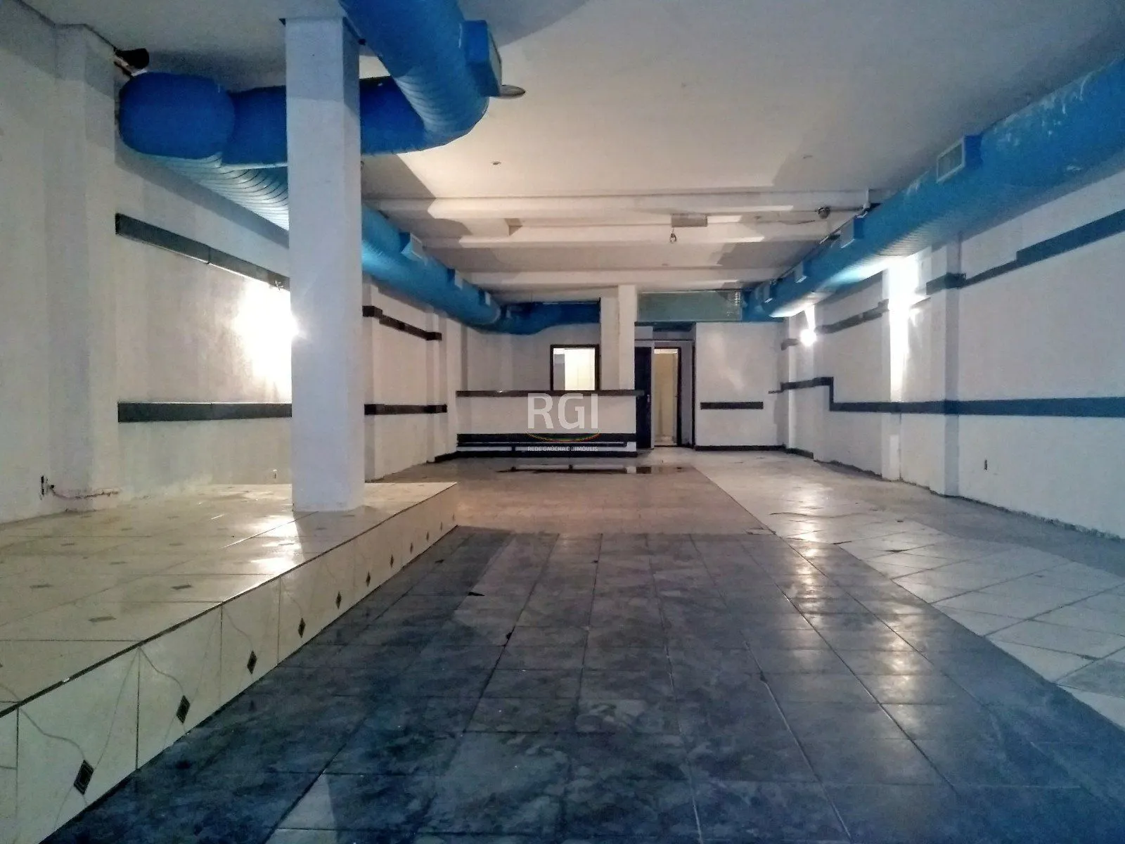 Imagem Loja para Venda - 244.56m², 0 dormitórios, Cidade Baixa