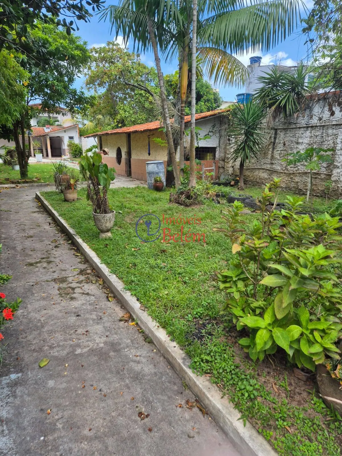 Imagem CASA DE ALTO PADRÃO À VENDA EM ICOARACI - 5 SUÍTES, PISCINA, ENERGIA SOLAR