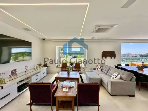 Imagem Casa Nova, mobiliada, com Elevador na Granja Viana