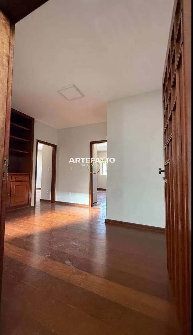 Imagem Casa à venda em Franca, Estação, com 12 quartos, 298m2