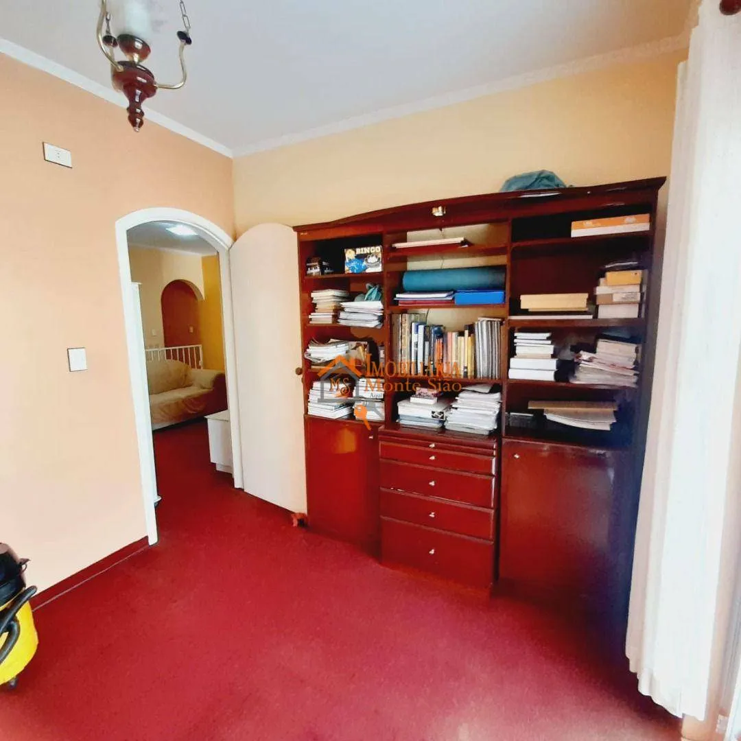 Imagem Sobrado com 4 dormitórios à venda, 280 m² por R$ 850.000,00 - Jardim Presidente Dutra - Guarulhos/SP