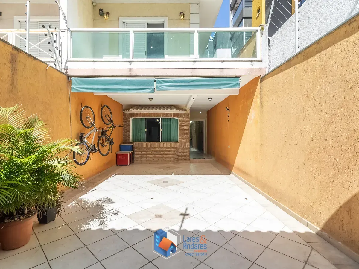 Imagem Sobrado para venda em Vila Dom Pedro II com 4 quartos, sendo 3 suítes, 140m²