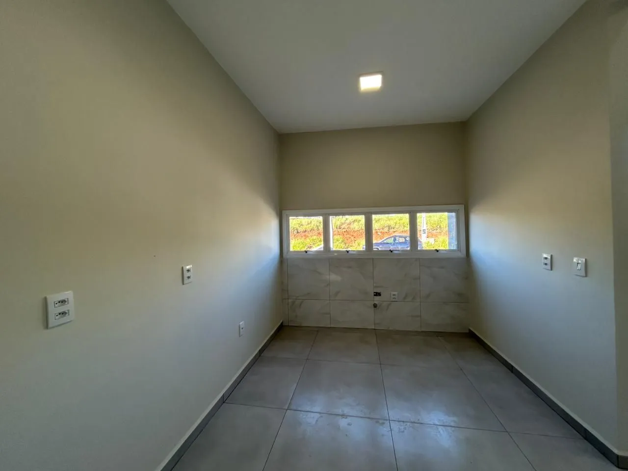 Imagem Casa Nova à venda no Loteamento Jardins!! 3 dormitórios,1 suíte, com um lindíssimo pôr do sol, uma casa confortável para a família !!