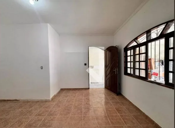Imagem Casa para Alugar com 64m², 2 dormitórios, 1 sala e 1 vaga!!!